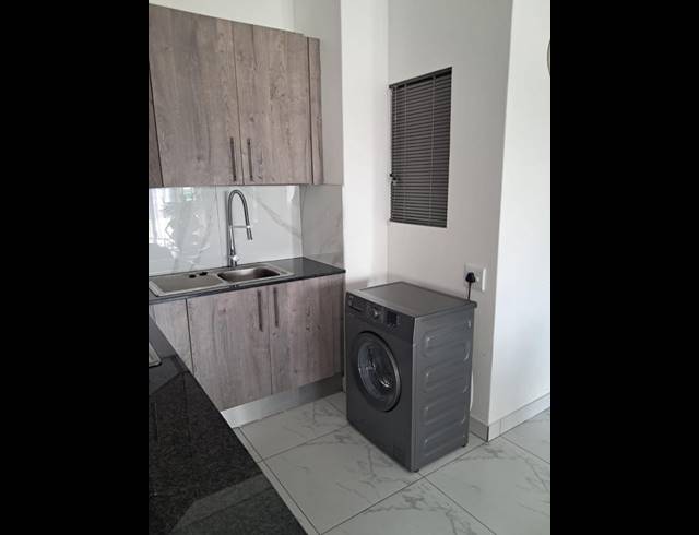 1 BEDROOM PROPERTY TO RENT IN NOORDWYK